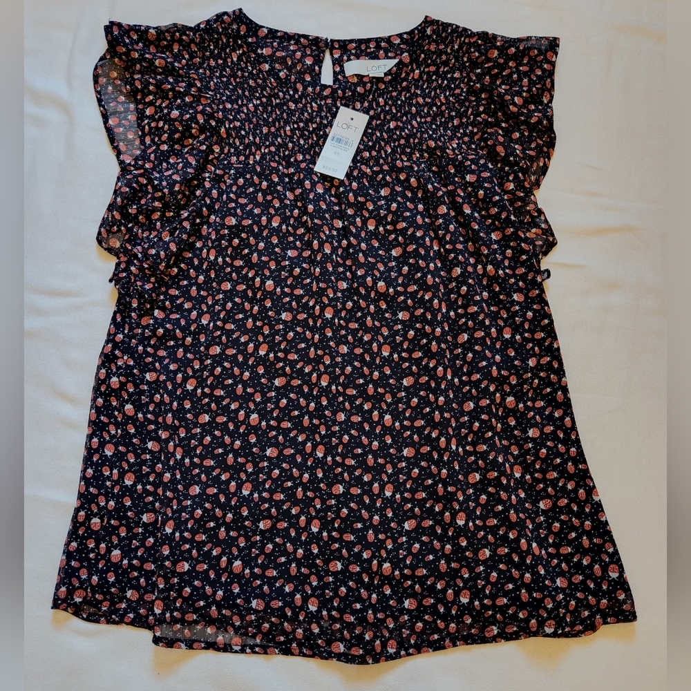 NWT Womens LOFT Top Sz XS Ladybug Print Chiffon Blouse Shirt Ruffle Sleeve